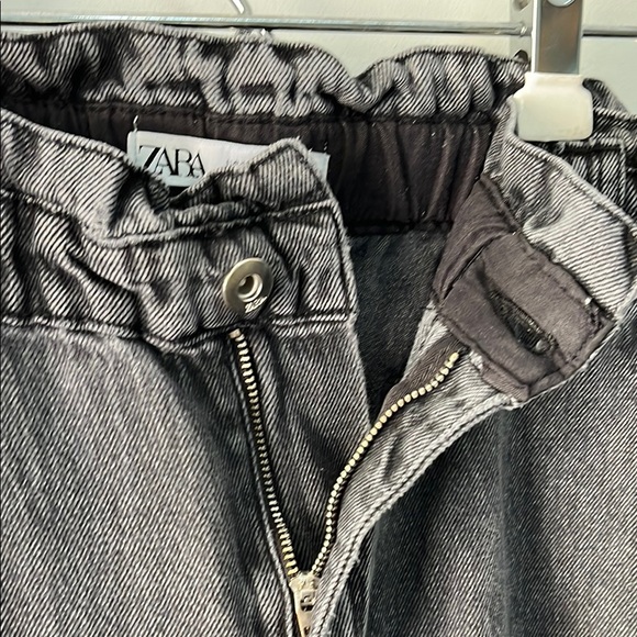 💥$5 SALE💥ZARA Black Denim Overalls with Vintage Appeal - Picture 7 of 10